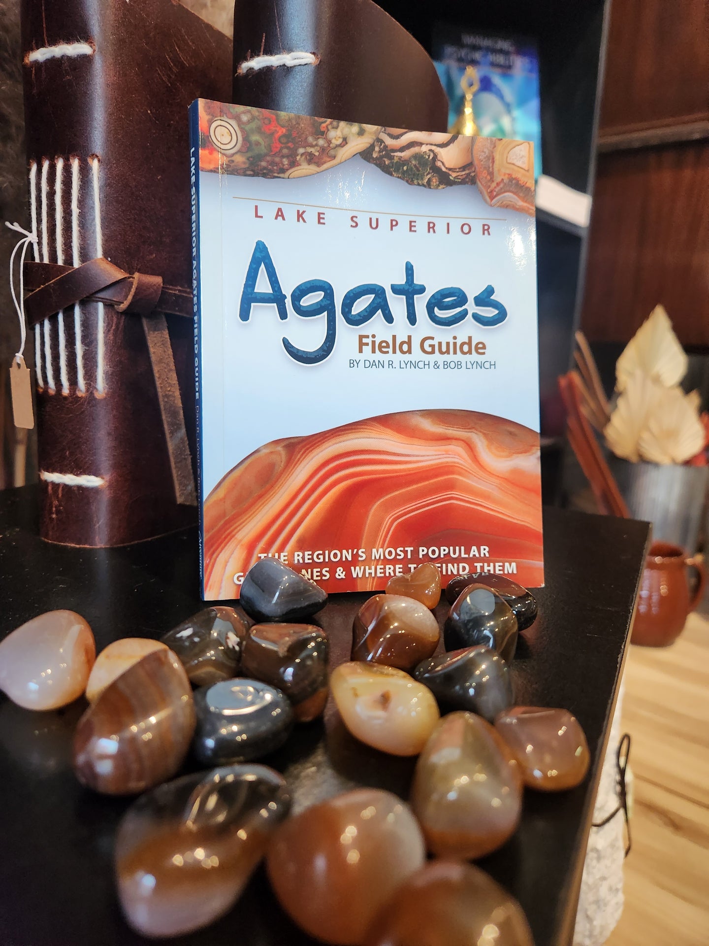 Lake Superior Agates Field Guide