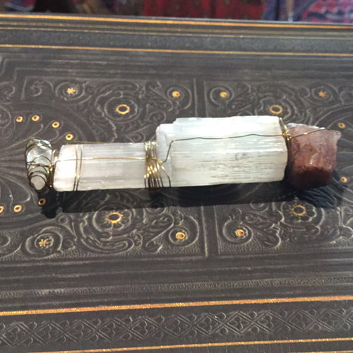 Selenite wand w/ clear Quartz & amethyst